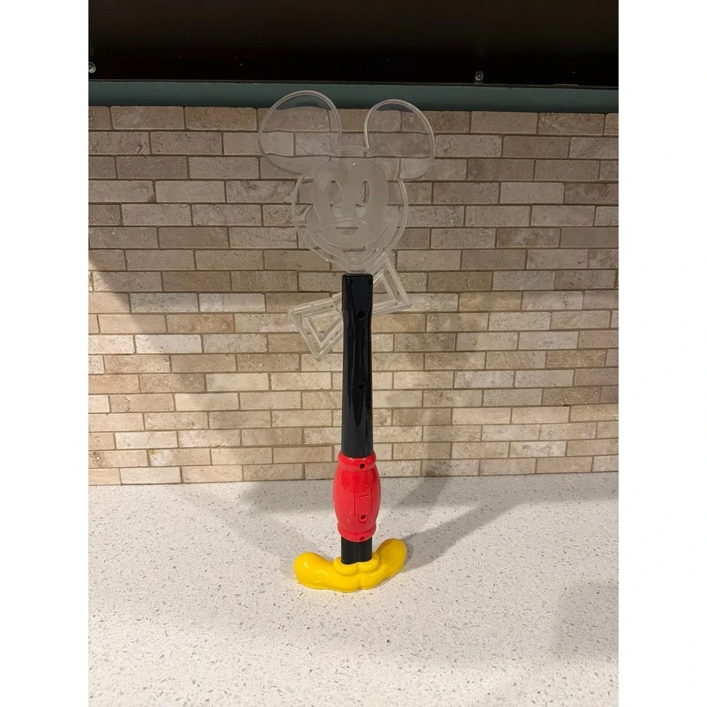 Mickey‎ Mouse 90th Anniversary Glow Wand 17 Inches